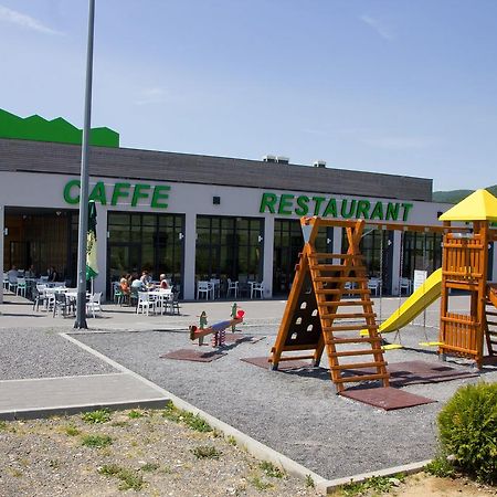 Hotel Lika Jug Brinje Exteriör bild